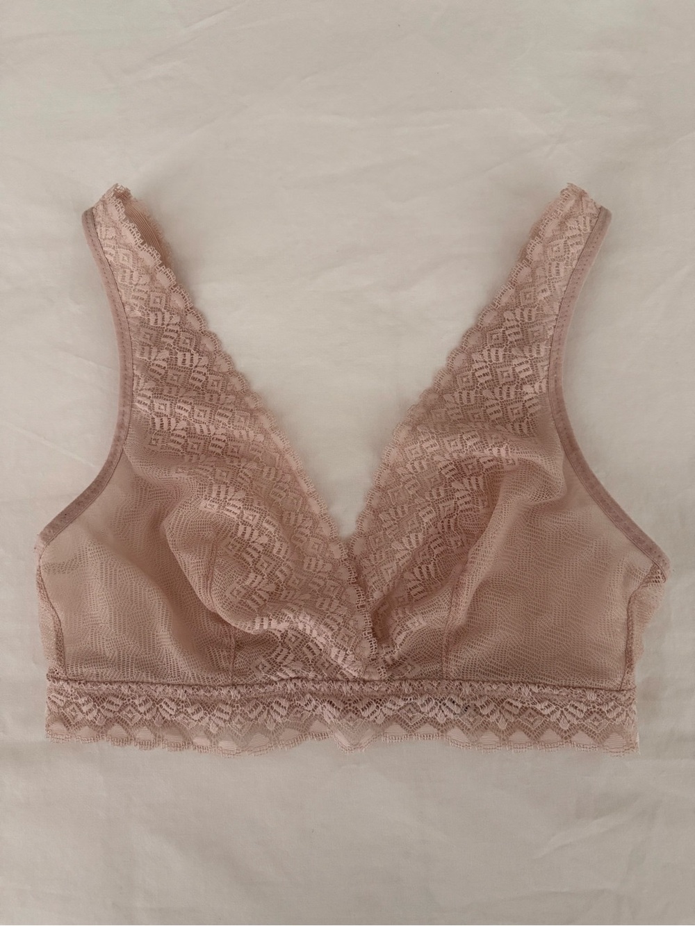 b.tempt’d by Wacoal Net Perfection Lace Bralette Rose Smoke M Balletcore